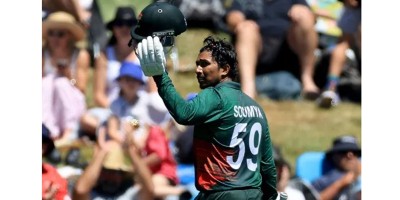 মেঘের কোলে রোদ হেসেছে